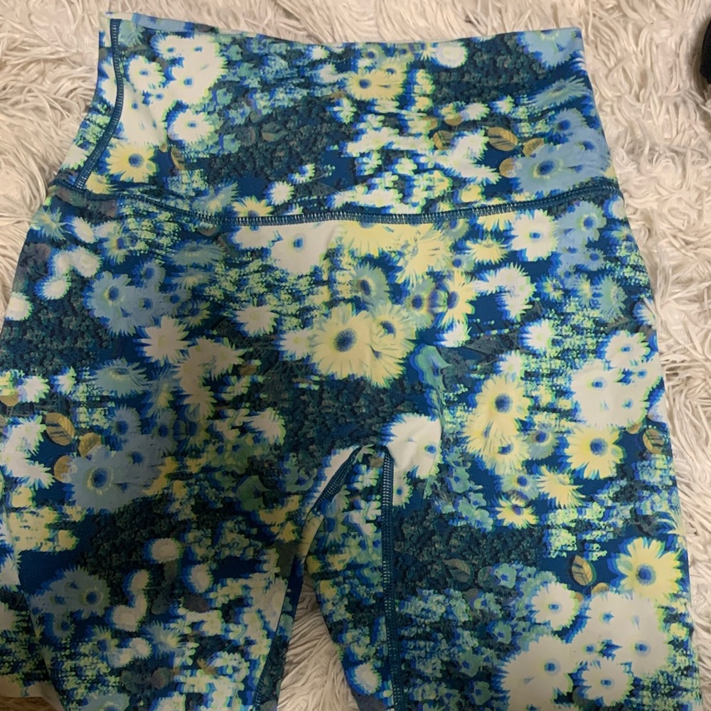 Aerie Floral Blue and Yellow Leggings